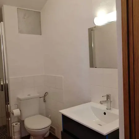 Casa De 10 Persones Al Centre De Beget